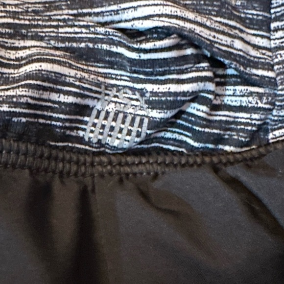 Victoria’s secret sport running shorts - Picture 7 of 7